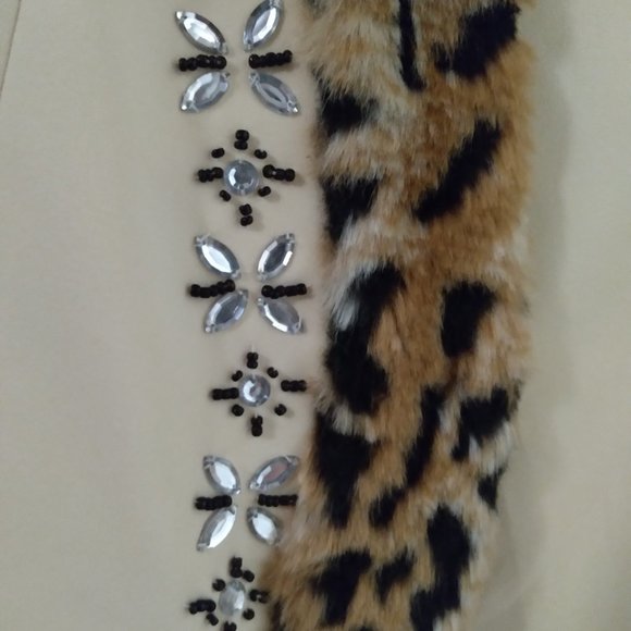 Women's Lisa Renee Cream and Animal Print Skirt Suit with Jewel Embellishments - Picture 4 of 5